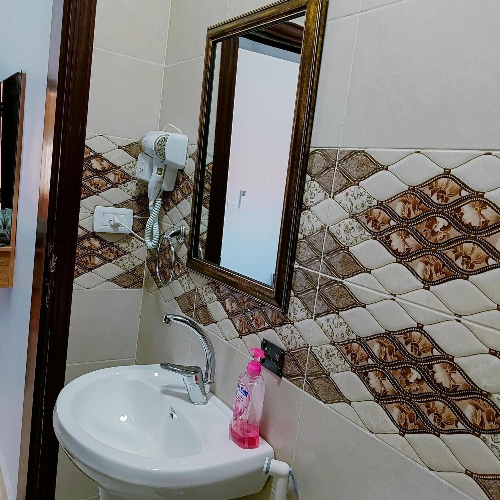 Leen Guest House Wadi Musa Exterior photo